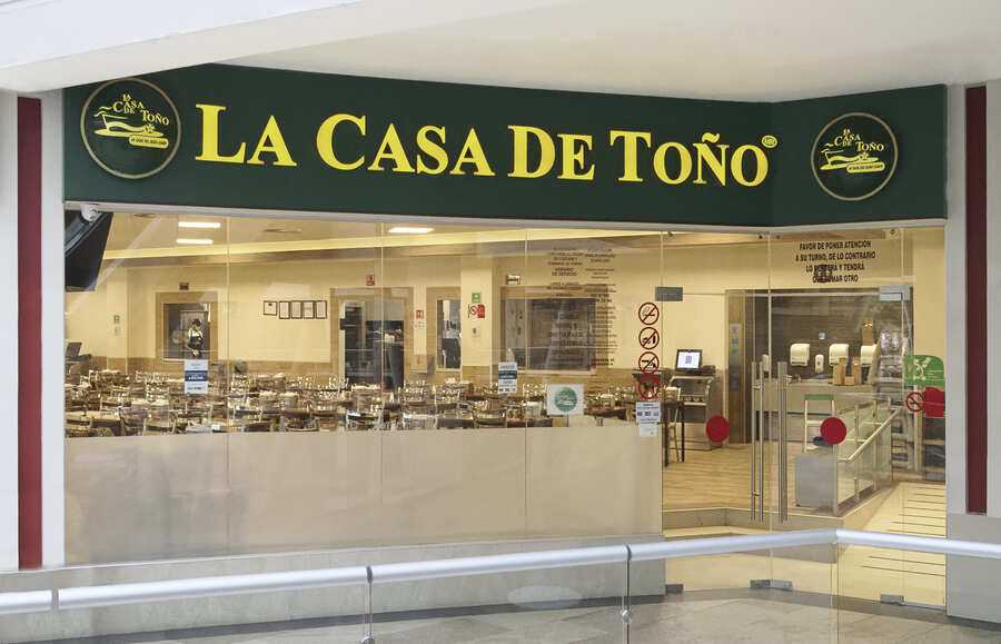 Patio Clavería